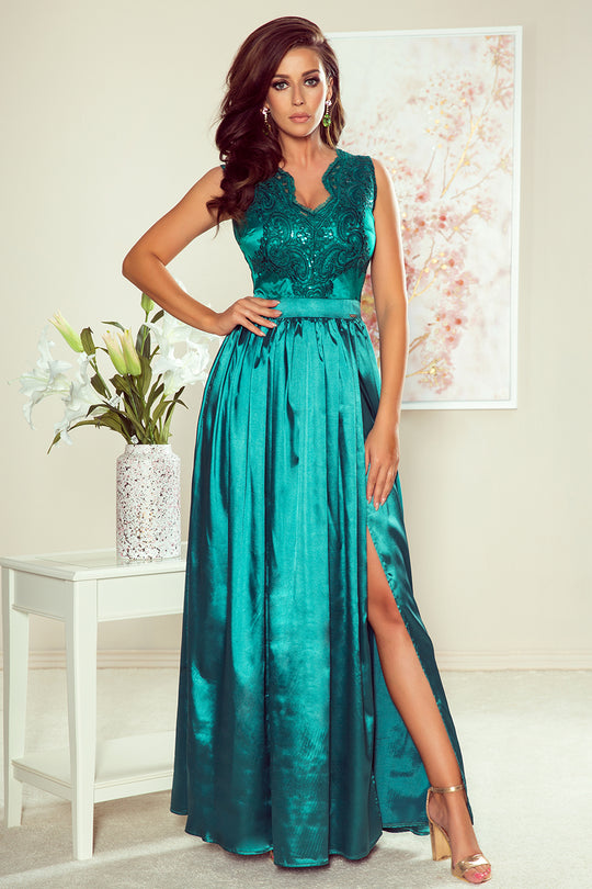 Numoco 256-1 SALLY long dress with embroidered neckline - green