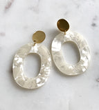 coco earrings - frost