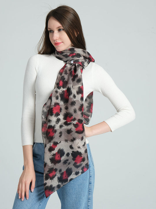 SF1289-RED Attractive Color Schema For Leopard Print Pleated Scarf