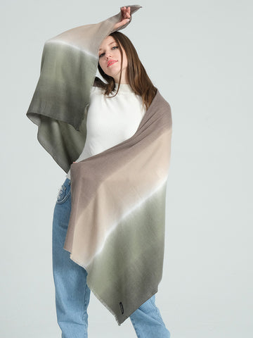 SF1333-GRN Charming Scarf With Transition Color Pattern Cashmere